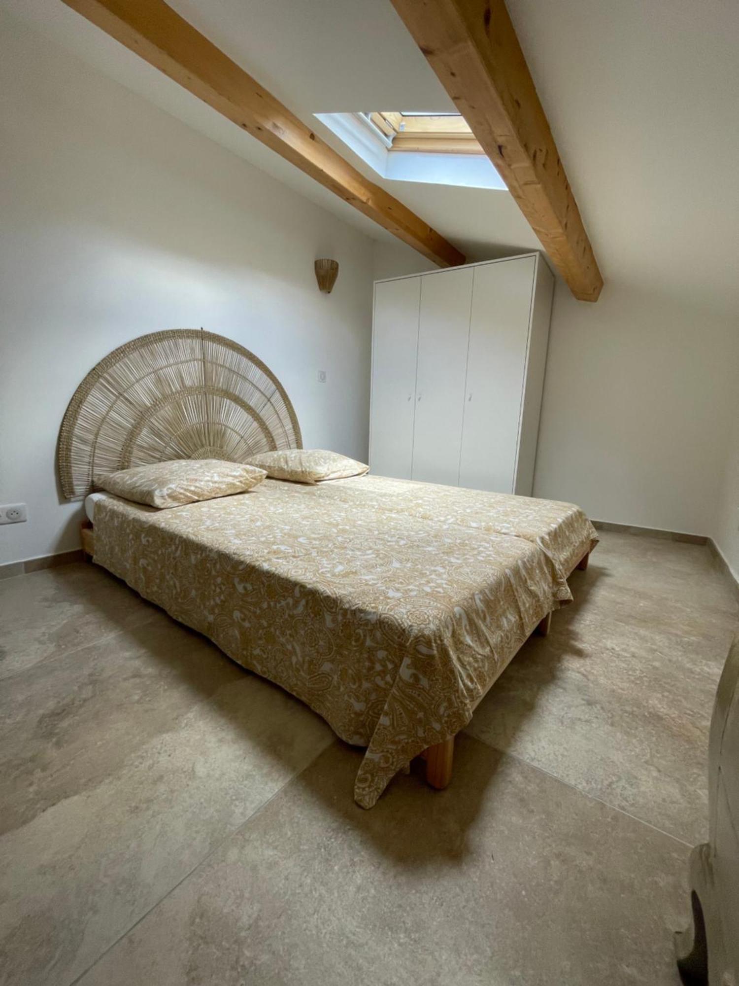 Maisonnette Typique De Village Bastelica